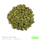 PUFFY Banjo (smalls) is a balanced hybrid THCa strain derived from the premium lineage of Boost and Tangelo. The aroma opens with sharp pine and pungent diesel notes, finishing with a bold, distinctive hint of chemicals. Visually, dense forest green buds with hints of purple are threaded with fiery orange pistils and coated in a sparkling layer of sticky trichomes. Consumers often report an uplifting euphoric mood lift accompanied by improved mental clarity and focus, along with a gentle full-body relaxatio