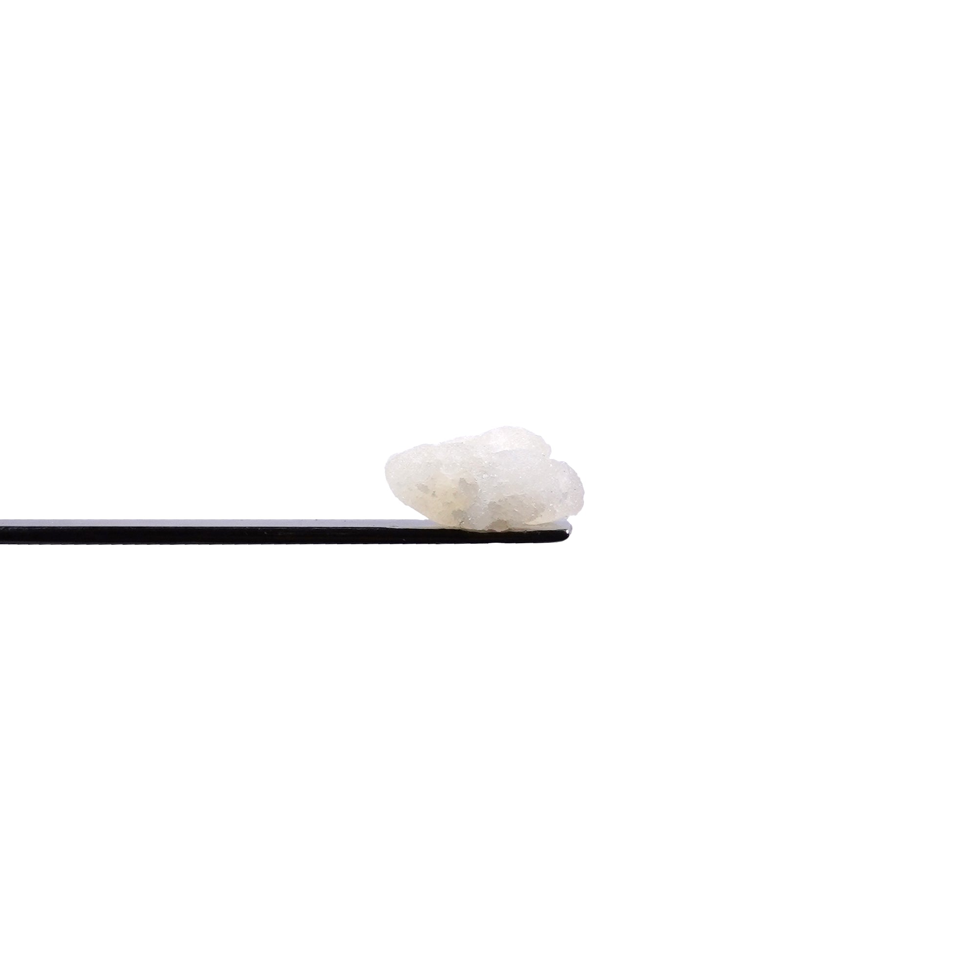 PUFFY THCa Gelato King: Extract crumble using butane or liquefied petroleum gas. This type of concentrate is extremely potent, and the crumb-like consistency makes it easy to dose.