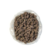 PUFFY P85 is a premium Indica-dominant hybrid THCa strain resulting from the flavorful cross between Bubblegum and Legend Ultimate Indica (LUI). This strain delivers a sweet and sour citrusy orange flavor complemented by fruity bubblegum undertones, offering a nostalgic yet vibrant taste experience. Its aroma is complex and intriguing, blending sharp chemical notes with earthy hints of cedar and the warm spice of cloves. Visually, buds stand out with its dense layer of frosty trichomes that blanket vibrant 
