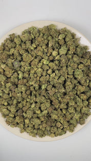 PUFFY Pink Runtz (smalls) is a well-balanced hybrid THCa strain derived from the skillfully blended cross of Original Z and Gelato. Aroma is a vibrant fusion of candied sweetness, bold gassy fuel undertones, and crisp, resinous pine. Visually, dense deep forest green buds with purple hues and fiery orange pistils are coated in sticky trichomes. Consumers frequently describe the experience as starting with a cerebral rush that brings a wave of euphoria and an uplifted mood, gradually transitioning into a cal