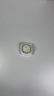 PUFFY THCa Gelato 33: Extract crumble using butane or liquefied petroleum gas. This type of concentrate is extremely potent, and the crumb-like consistency makes it easy to dose.