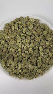 PUFFY Skywalker OG is an indica-dominant hybrid THCa strain, born from the expert cross of Skywalker and OG Kush. The aroma is a refreshing blend of crisp eucalyptus, sweet berry notes, and a subtle, warming spiciness that lingers on the senses. Visually, dense green buds with purple hues and fiery orange pistils are coated in sticky trichomes. Consumers often report a deeply relaxing body high accompanied by euphoric yet calm happiness, frequently leading to sleepiness and increased appetite, best enjoyed 