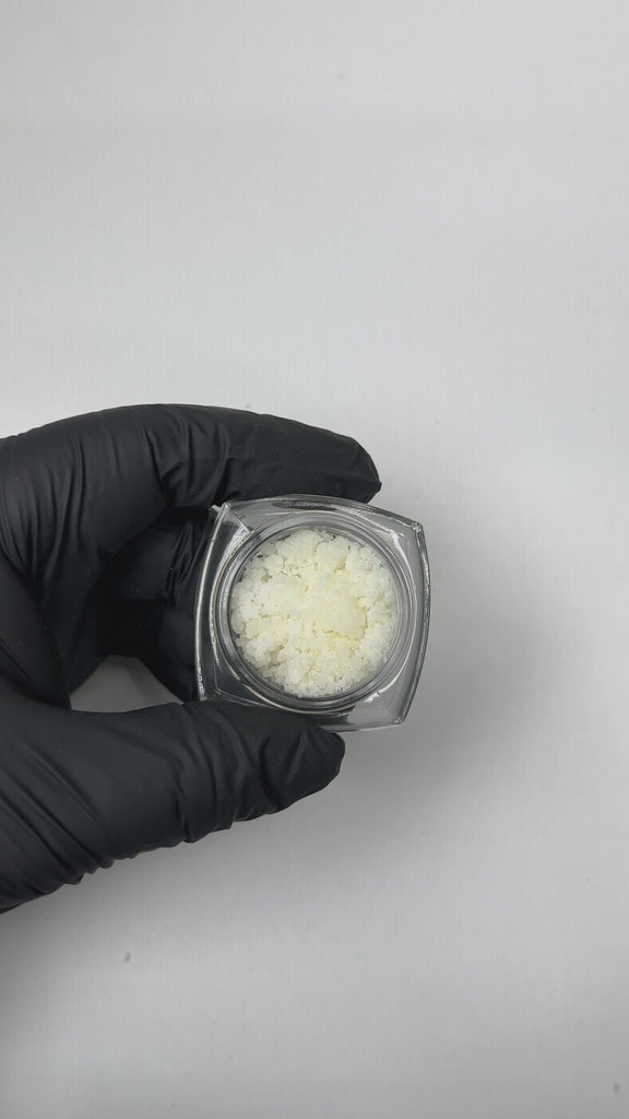 PUFFY THCa Rainbow Belts: Extract crumble using butane or liquefied petroleum gas. This type of concentrate is extremely potent, and the crumb-like consistency makes it easy to dose.