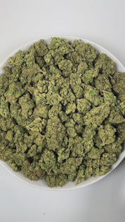 PUFFY Super Jack Herer is a sativa-dominant hybrid THCa strain, born from the legendary cross of Super Silver Haze and Jack Herer. The aroma bursts with bright citrus notes, earthy pine undertones, and a subtle, warming spiciness that lingers on the senses. Visually, the buds are dense and light-green, accented by fiery orange pistils and coated in a sparkling layer of trichomes. Consumers often report a surge of energy that enhances focus, sparks creativity, and makes it an ideal choice for daytime use.