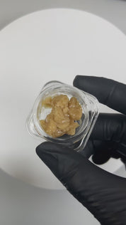 Puffy Grape Pie is an indica-dominant THCa strain featuring a funky, grape-forward aroma with a sweet, earthy twist. It brings on a light euphoric lift that slowly melts into deep body relaxation, perfect for easy unwinding.