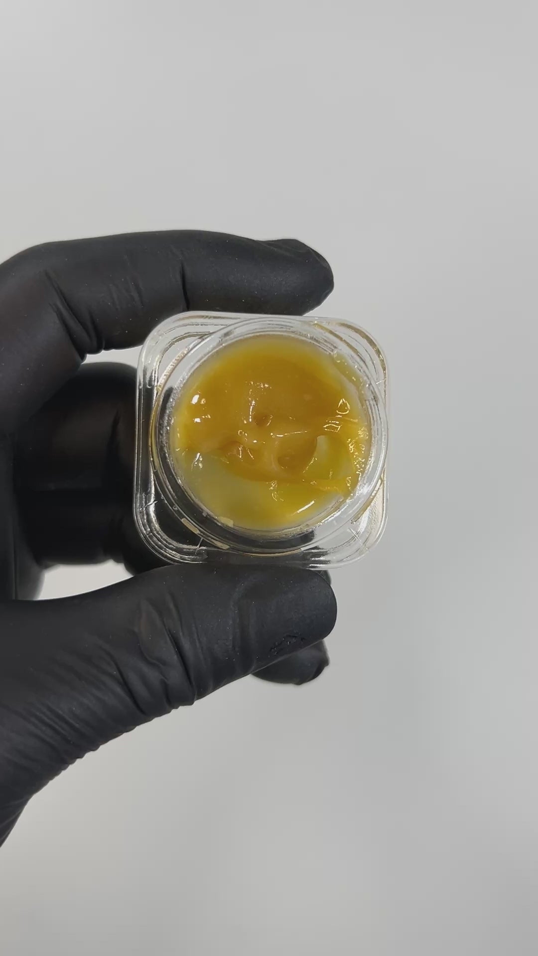 PUFFY THCa Platinum OG Badder: an indica-dominant hybrid known for its potent relaxation effects. This premium badder features a buttery, smooth consistency and a light yellow to golden amber hue, making it easy to work with using any dab tool. The aroma hits strong with a classic skunky and gassy profile, delivering a rich, terpene-forward experience that’s ideal for evening use or winding down.
