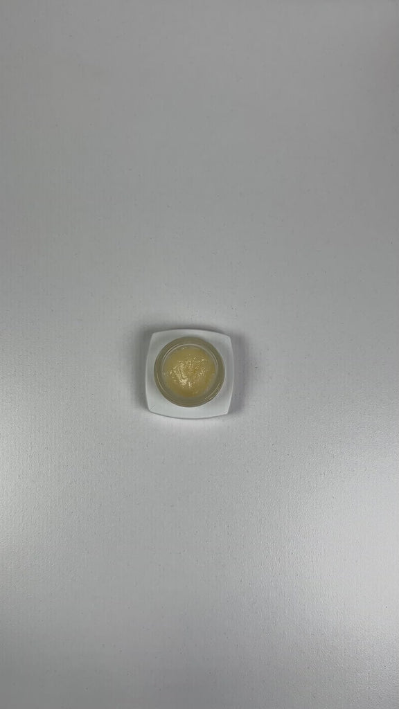 PUFFY THCa Private Reserve: The unique whipping technique required to produce badder causes the cannabinoids to crystalize and create a smooth, creamy consistency. This wax is ultra-potent and easy to load onto a dab nail, thanks to its soft and malleable form.