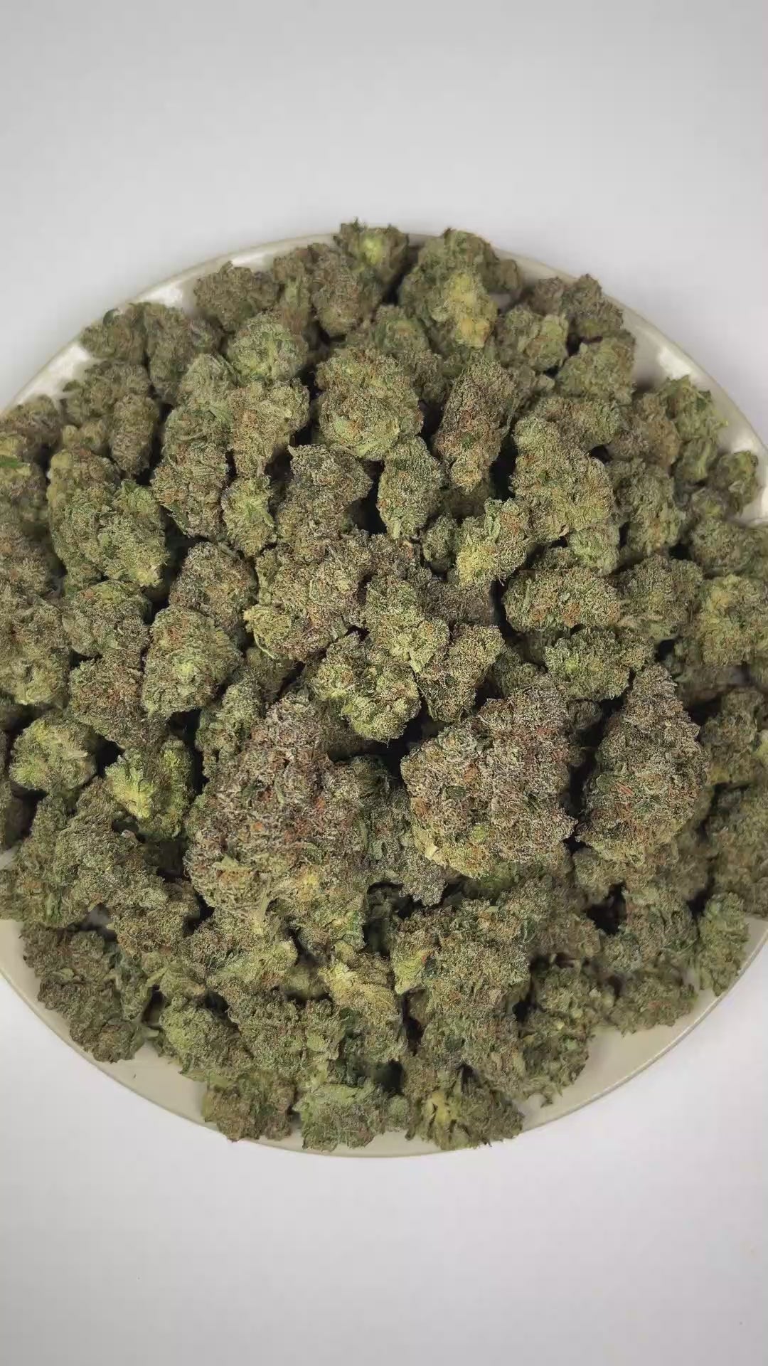 PUFFY Sour OG Kush is a balanced hybrid THCa strain crafted from the masterful pairing of Sour Diesel and OG Kush. The aroma is a bold fusion of pungent diesel, crisp pine, and earthy herbal notes. Visually, dense forest green buds with hints of purple, bright orange pistils, and a thick coating of sparkling trichomes. Consumers often report a euphoric and uplifting experience accompanied by a relaxed mood and a more talkative, sociable state.