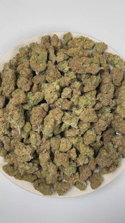 PUFFY Bob Hope is an sativa-dominant hybrid THCa strain developed from the flavorful convergence of  Super Lemon Haze and Durban Biscotti. The aroma opens with sweet, juicy grapes, followed by a sharp hint of ammonia and finished with a bright burst of zesty citrus. Visually, dense forest green buds with purple hues and fiery orange pistils are coated in sticky trichomes. Consumers often report an uplifting wave of euphoria that inspires creativity, sharpens focus, boosts energy, and leaves them feeling ref